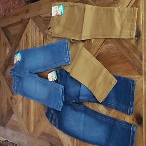 3 pairs of Garanimals Jeans size 2t
